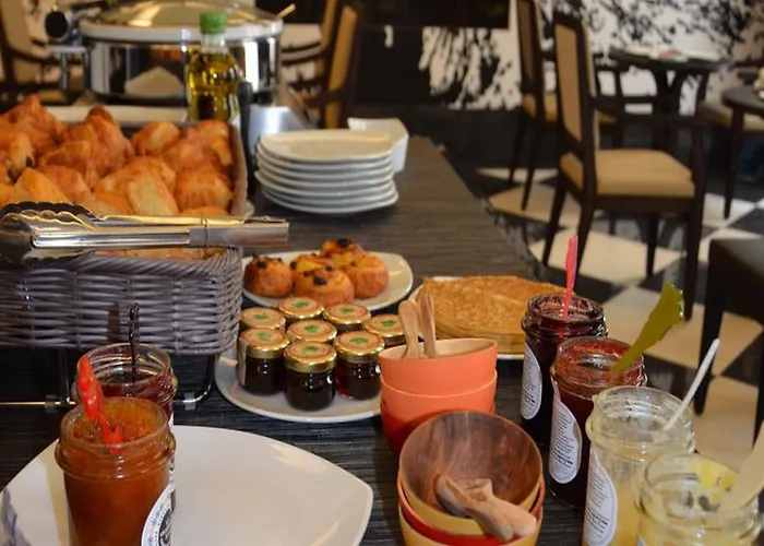 ザ チェス 4* パリ