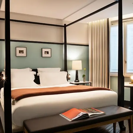 The Chess Hotel Paris