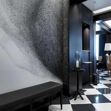 The Chess Hotel Paris