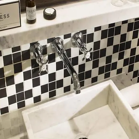 Hotel The Chess 4*